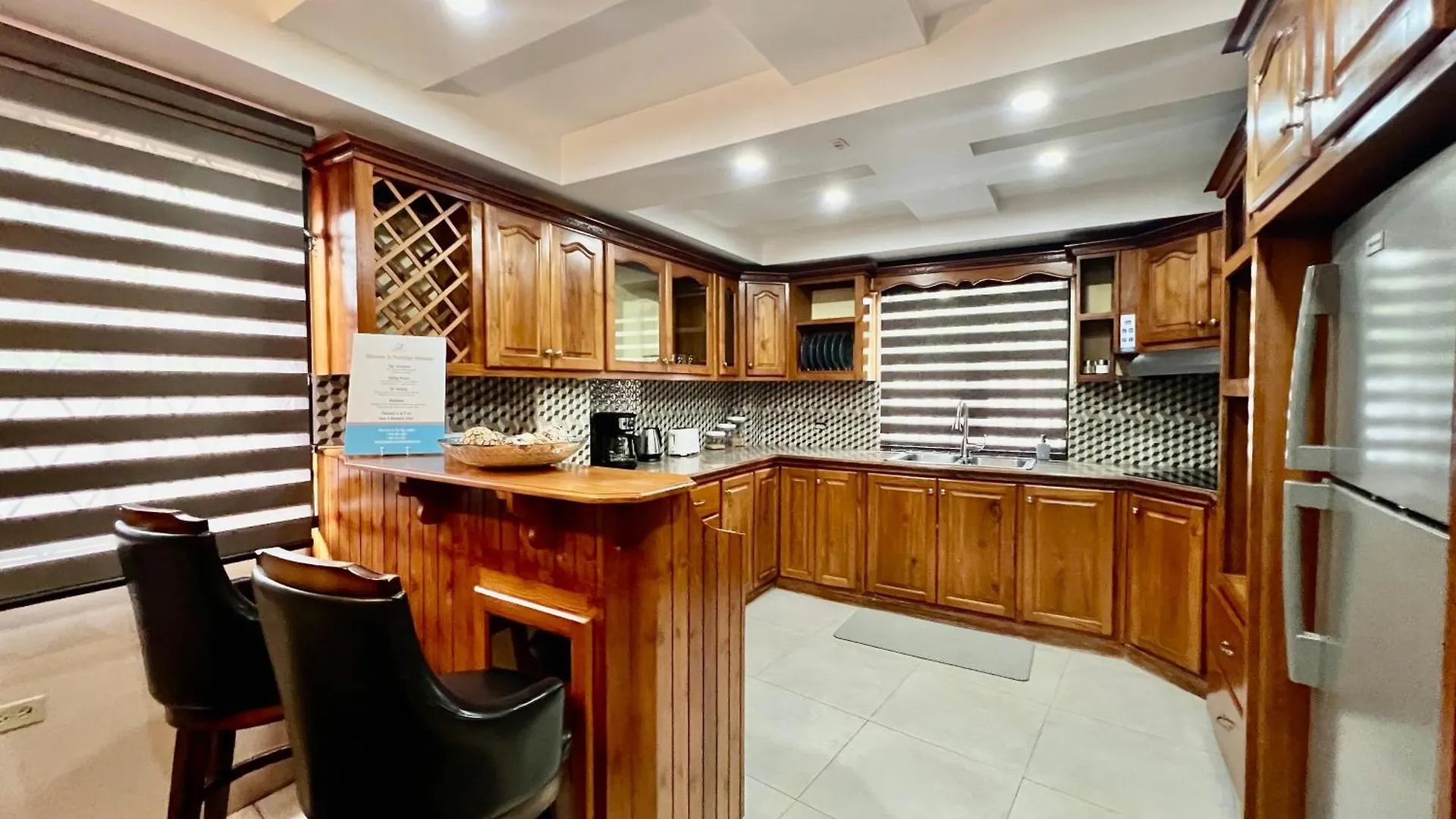 Pineridge Hideaway 1 Bedroom Apartment #1 Arouca