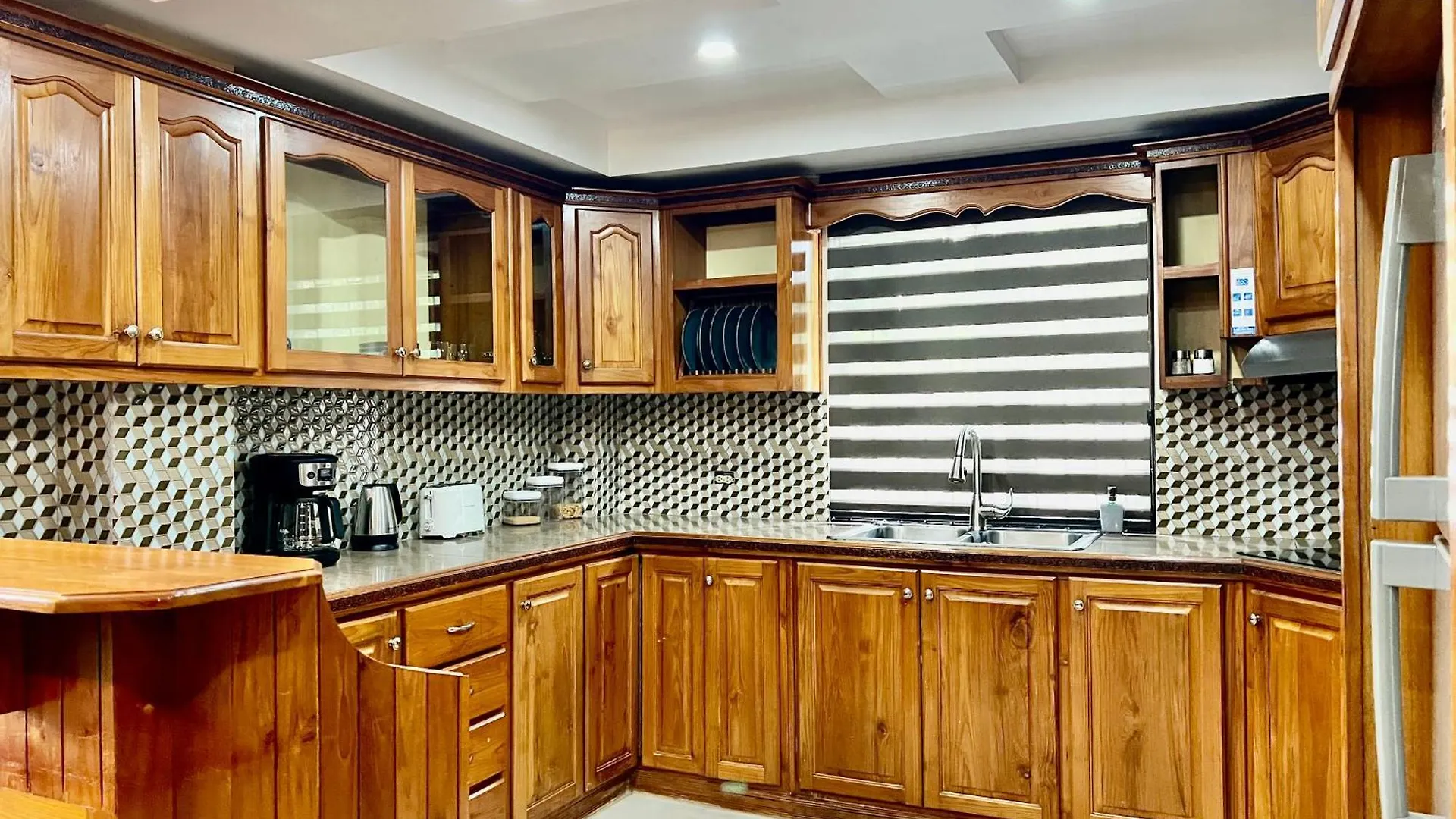 Pineridge Hideaway 1 Bedroom Apartment #1 Arouca